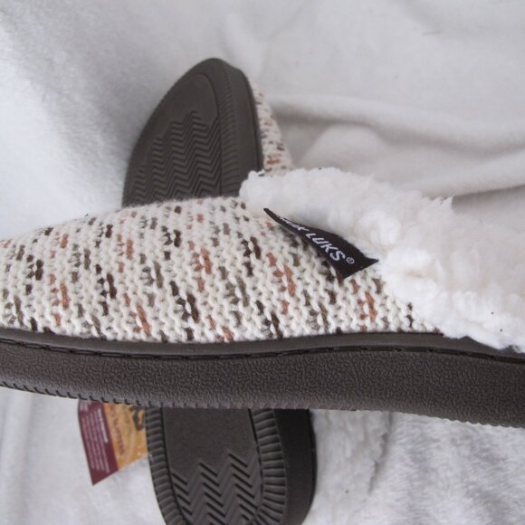 NWT - Muk Luks Clog Slippers - Medium (7-8) - Picture 10 of 10